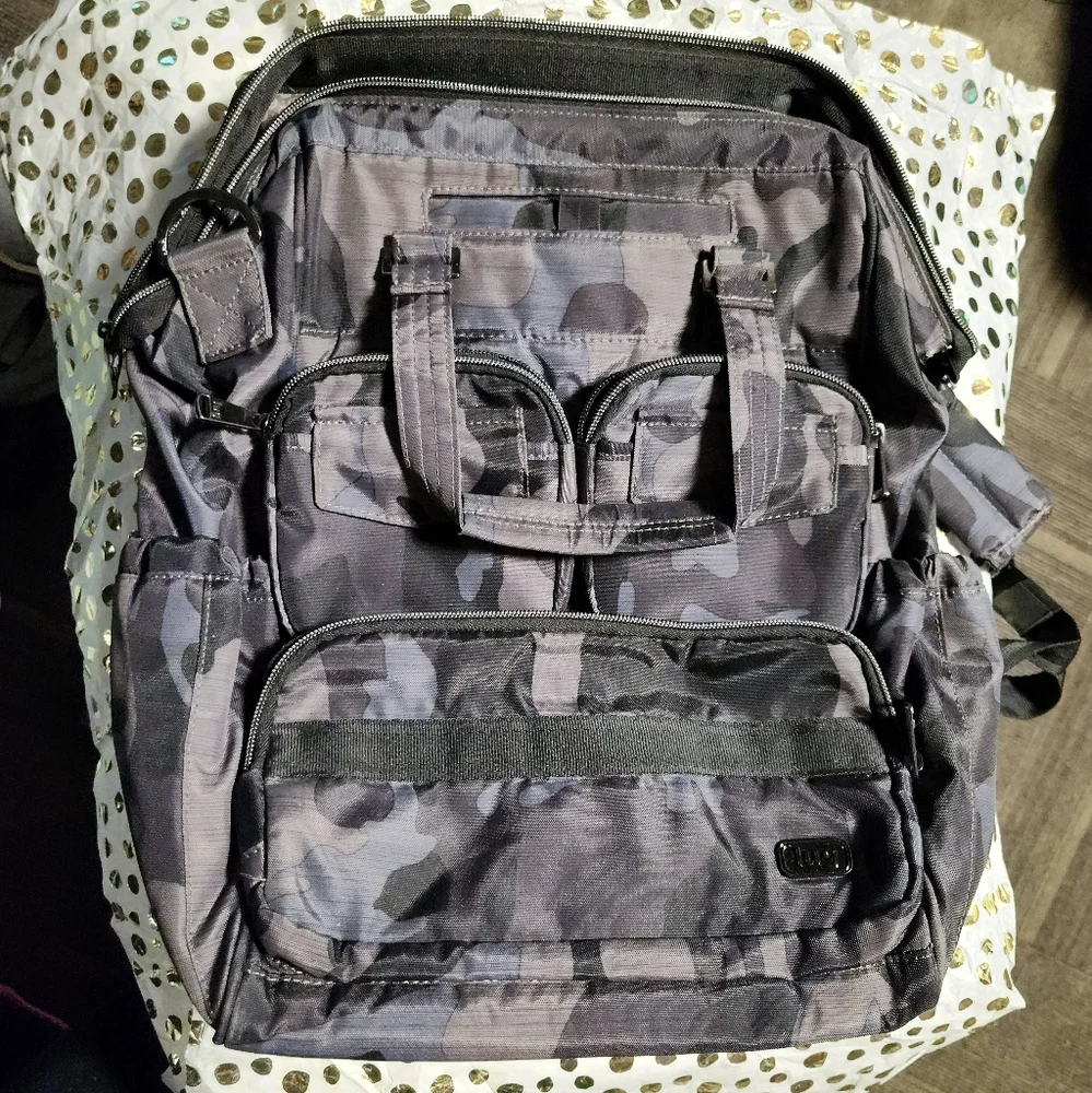 Lug backpack - Picture 1 of 4